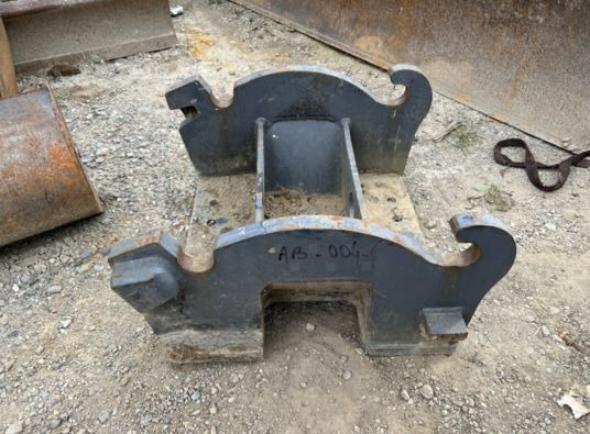 Platine à boulonner verachtert CW40 - Priključak za Građevinski strojevi: slika Platine à boulonner verachtert CW40 - Priključak za Građevinski strojevi Platine à boulonner verachtert CW40 - Priključak za Građevinski strojevi: slika Platine à boulonner verachtert CW40 - Priključak za Građevinski strojevi