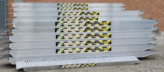 Rampes de chargement aluminium - Utovarna rampa: slika  Rampes de chargement aluminium - Utovarna rampa Rampes de chargement aluminium - Utovarna rampa: slika  Rampes de chargement aluminium - Utovarna rampa