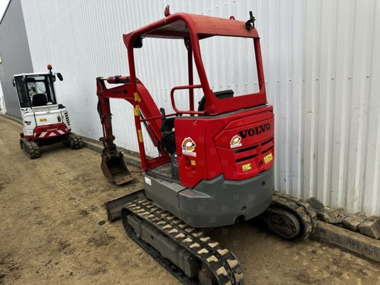 Volvo ECR25D Canopy - Mini bager: slika Volvo ECR25D Canopy - Mini bager Volvo ECR25D Canopy - Mini bager: slika Volvo ECR25D Canopy - Mini bager