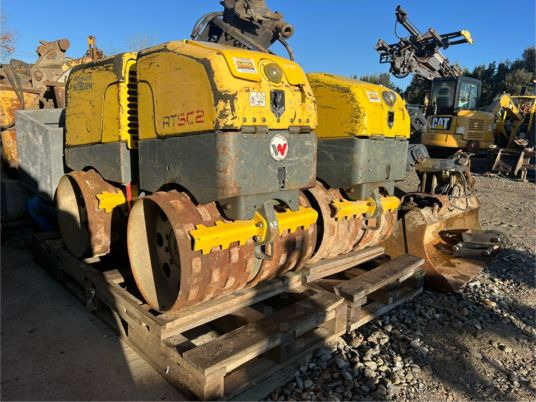 Wacker Neuson RT82-SC2 - Mini valjak: slika Wacker Neuson RT82-SC2 - Mini valjak Wacker Neuson RT82-SC2 - Mini valjak: slika Wacker Neuson RT82-SC2 - Mini valjak