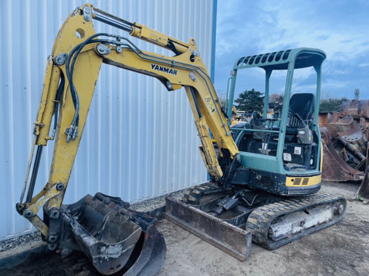 Yanmar VIO33 Canopy - Mini bager: slika Yanmar VIO33 Canopy - Mini bager Yanmar VIO33 Canopy - Mini bager: slika Yanmar VIO33 Canopy - Mini bager
