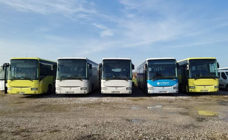 Irisbus Iveco Recreo 5 sztuk 2009 - Prigradski autobus: slika Irisbus Iveco Recreo 5 sztuk 2009 - Prigradski autobus Irisbus Iveco Recreo 5 sztuk 2009 - Prigradski autobus: slika Irisbus Iveco Recreo 5 sztuk 2009 - Prigradski autobus
