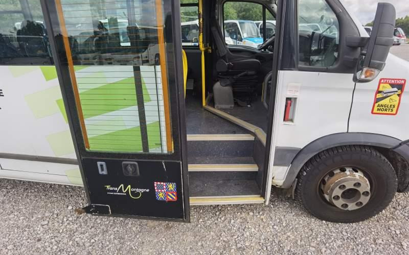 Minibus, Prigradski autobus Iveco Aptineo Daily 34 miejsca NOWY SILNIK: slika Minibus, Prigradski autobus Iveco Aptineo Daily 34 miejsca NOWY SILNIK