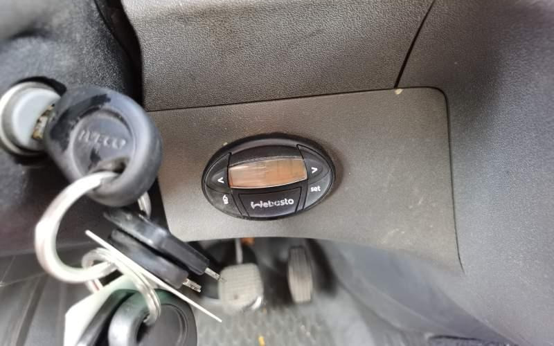 Minibus, Prigradski autobus Iveco Aptineo Daily 34 miejsca NOWY SILNIK: slika Minibus, Prigradski autobus Iveco Aptineo Daily 34 miejsca NOWY SILNIK