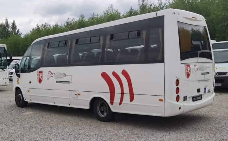 Mercedes-Benz WING VARIO 34 euro 5 *klimatyzacja*webasto*winda - Prigradski autobus: slika Mercedes-Benz WING VARIO 34 euro 5 *klimatyzacja*webasto*winda - Prigradski autobus Mercedes-Benz WING VARIO 34 euro 5 *klimatyzacja*webasto*winda - Prigradski autobus: slika Mercedes-Benz WING VARIO 34 euro 5 *klimatyzacja*webasto*winda - Prigradski autobus