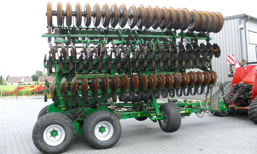 Oprema za obradu tla Great Plains Simba X-Prees 10  Stan Bardzo Dobry, 2014 Rok, Nie Malowana: slika Oprema za obradu tla Great Plains Simba X-Prees 10  Stan Bardzo Dobry, 2014 Rok, Nie Malowana Oprema za obradu tla Great Plains Simba X-Prees 10  Stan Bardzo Dobry, 2014 Rok, Nie Malowana: slika Oprema za obradu tla Great Plains Simba X-Prees 10  Stan Bardzo Dobry, 2014 Rok, Nie Malowana