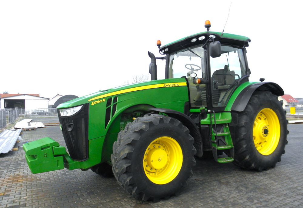 John Deere 8260R 2014 Rok, Skrzynia POWERSHIFT ,9200 mtg, Nie Malowany, Stan Idealny - Traktor: slika John Deere 8260R 2014 Rok, Skrzynia POWERSHIFT ,9200 mtg, Nie Malowany, Stan Idealny - Traktor John Deere 8260R 2014 Rok, Skrzynia POWERSHIFT ,9200 mtg, Nie Malowany, Stan Idealny - Traktor: slika John Deere 8260R 2014 Rok, Skrzynia POWERSHIFT ,9200 mtg, Nie Malowany, Stan Idealny - Traktor