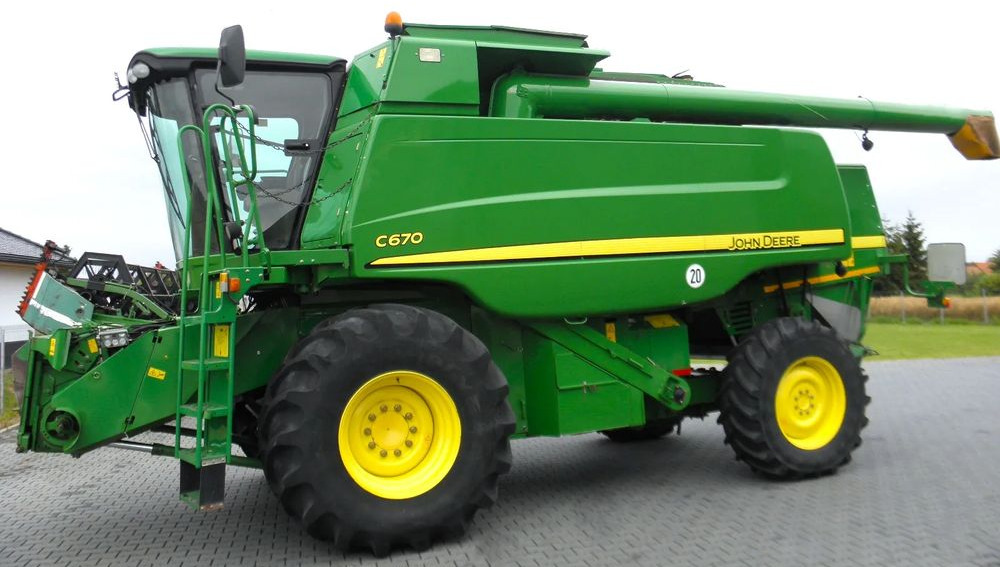 John Deere C 670 2008 Rok, heder 7,6m, 1900 mtg, Nie Malowany, Stan Idealny - Kombajn za žetvu: slika John Deere C 670 2008 Rok, heder 7,6m, 1900 mtg, Nie Malowany, Stan Idealny - Kombajn za žetvu John Deere C 670 2008 Rok, heder 7,6m, 1900 mtg, Nie Malowany, Stan Idealny - Kombajn za žetvu: slika John Deere C 670 2008 Rok, heder 7,6m, 1900 mtg, Nie Malowany, Stan Idealny - Kombajn za žetvu
