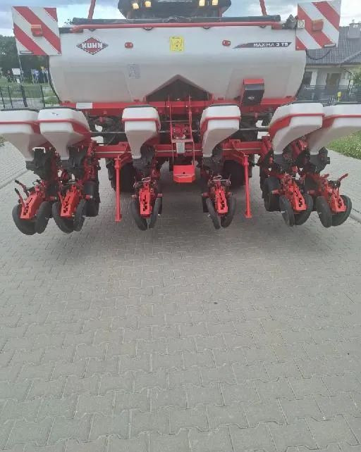 Kuhn Maxima 3 TS 2021 Rok , Stan Idealny - Sijačica: slika Kuhn Maxima 3 TS 2021 Rok , Stan Idealny - Sijačica Kuhn Maxima 3 TS 2021 Rok , Stan Idealny - Sijačica: slika Kuhn Maxima 3 TS 2021 Rok , Stan Idealny - Sijačica