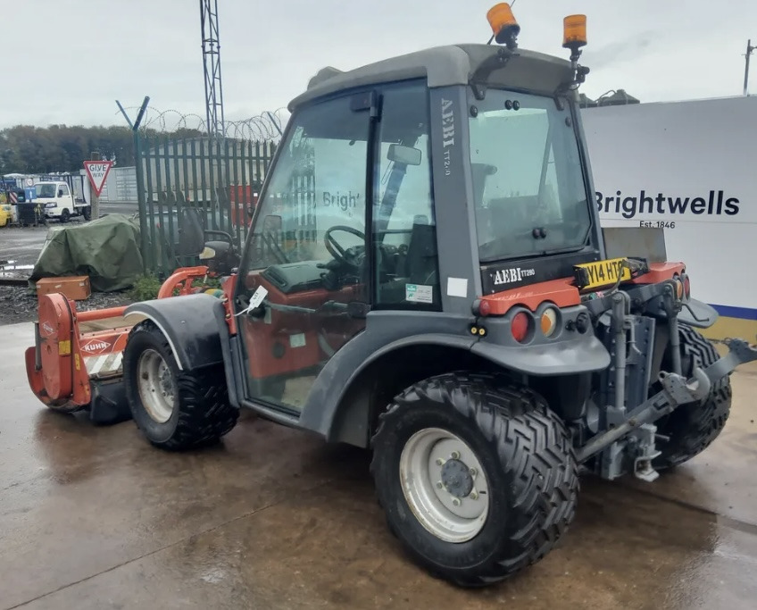 AEBI Tt280 tt 280 - Traktor: slika AEBI Tt280 tt 280 - Traktor AEBI Tt280 tt 280 - Traktor: slika AEBI Tt280 tt 280 - Traktor