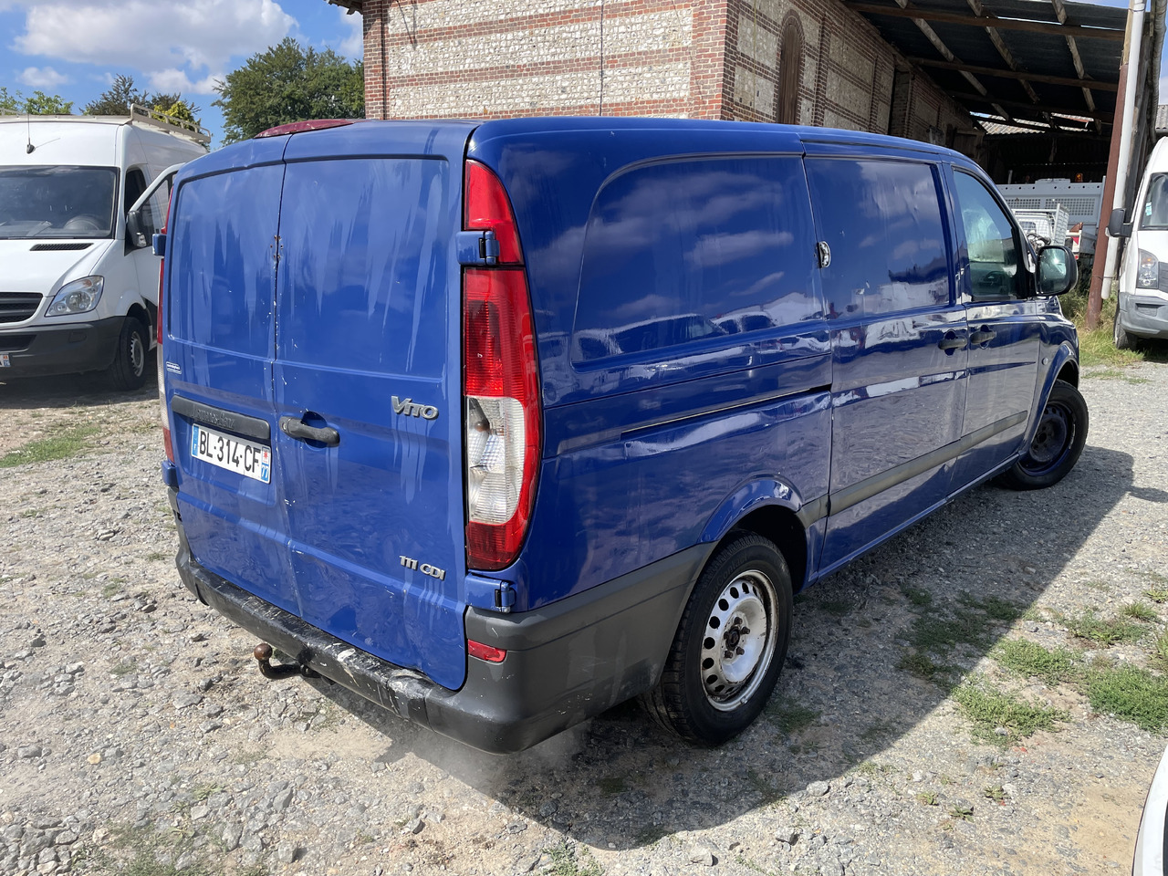 Mercedes Vito 111 cdi long - Furgon: slika Mercedes Vito 111 cdi long - Furgon Mercedes Vito 111 cdi long - Furgon: slika Mercedes Vito 111 cdi long - Furgon