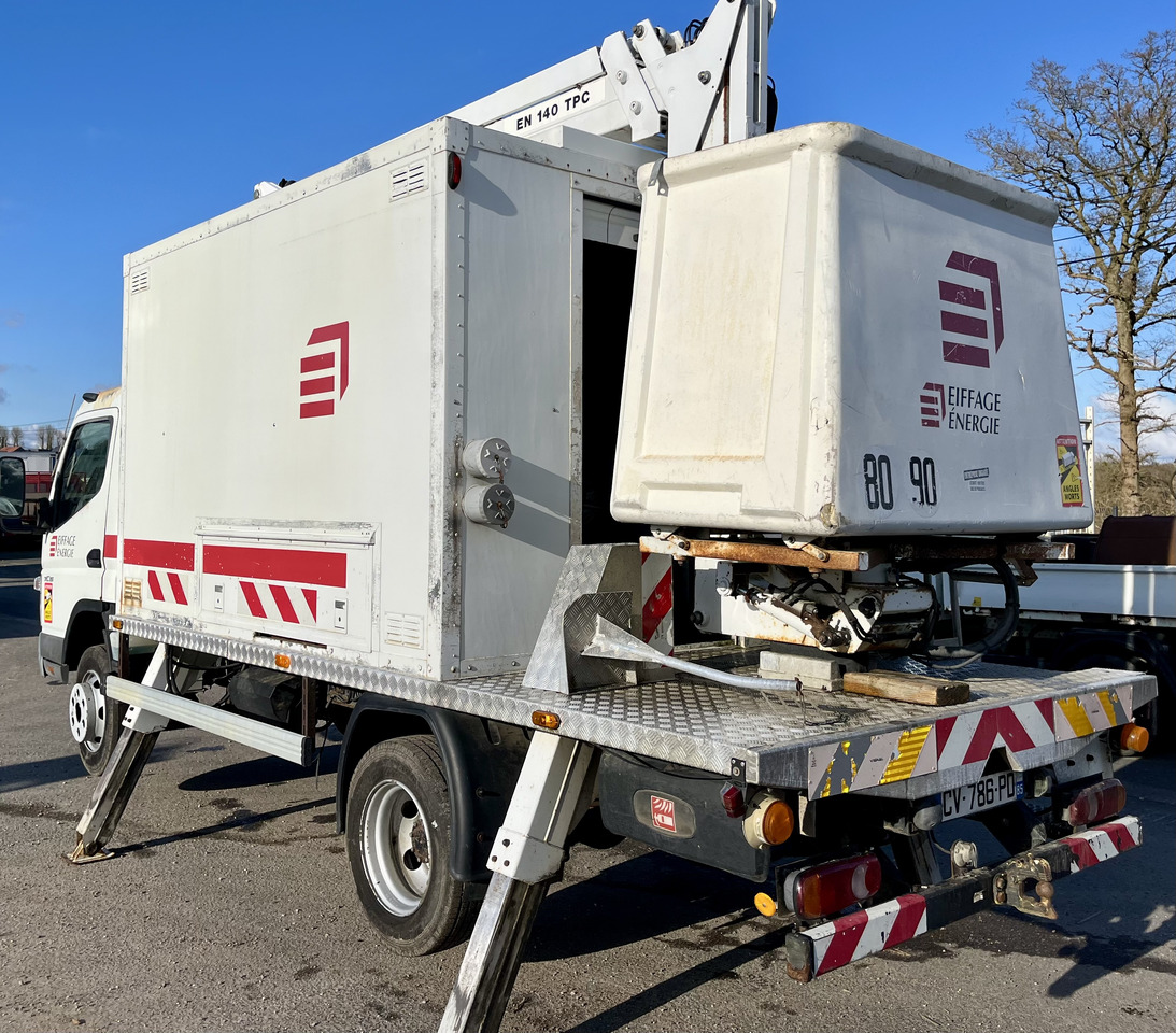 Podizna platforma montirana na kamion Mitsubishi Canter 7c15: slika Podizna platforma montirana na kamion Mitsubishi Canter 7c15 Podizna platforma montirana na kamion Mitsubishi Canter 7c15: slika Podizna platforma montirana na kamion Mitsubishi Canter 7c15