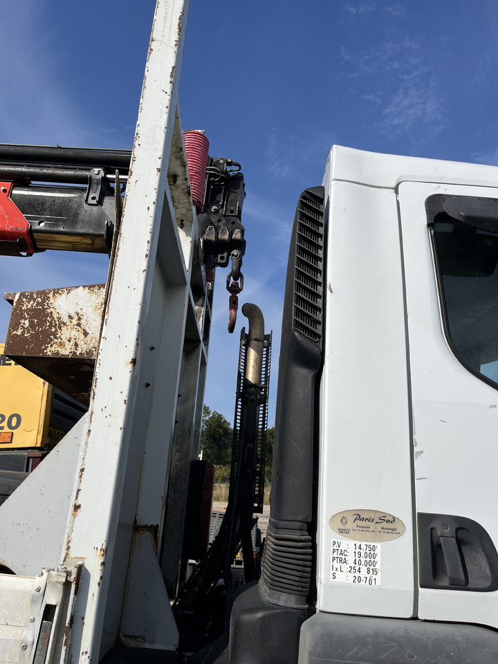 RENAULT Kerax 370dci 4x4 plateau grue Palfinger pk29002 - Kamion s otvorenim sandukom, Kamion s kranom: slika RENAULT Kerax 370dci 4x4 plateau grue Palfinger pk29002 - Kamion s otvorenim sandukom, Kamion s kranom RENAULT Kerax 370dci 4x4 plateau grue Palfinger pk29002 - Kamion s otvorenim sandukom, Kamion s kranom: slika RENAULT Kerax 370dci 4x4 plateau grue Palfinger pk29002 - Kamion s otvorenim sandukom, Kamion s kranom