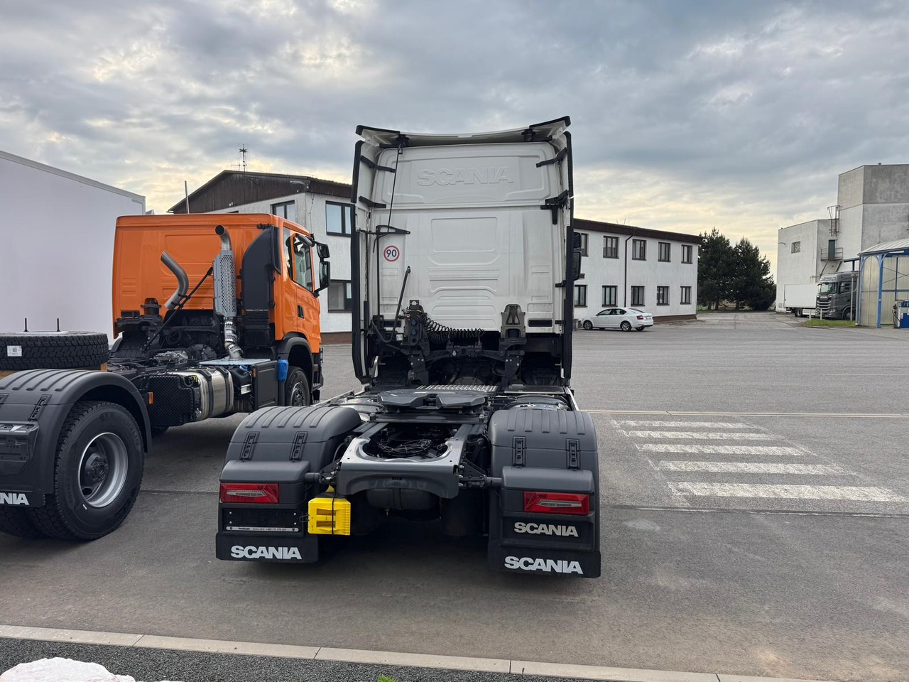 SCANIA S500A4x2LA N323 - Tegljač: slika SCANIA S500A4x2LA N323 - Tegljač SCANIA S500A4x2LA N323 - Tegljač: slika SCANIA S500A4x2LA N323 - Tegljač