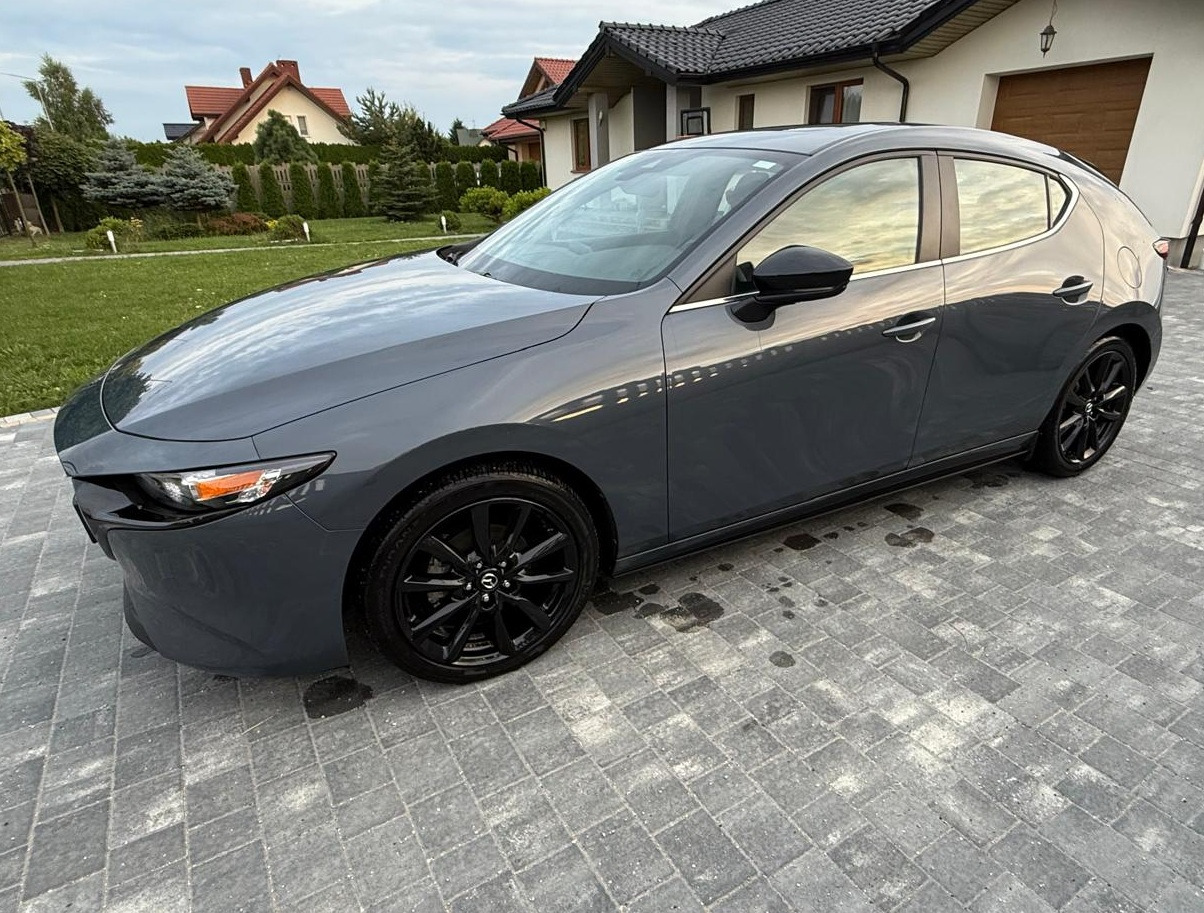 MAZDA 3 - Automobil: slika MAZDA 3 - Automobil MAZDA 3 - Automobil: slika MAZDA 3 - Automobil