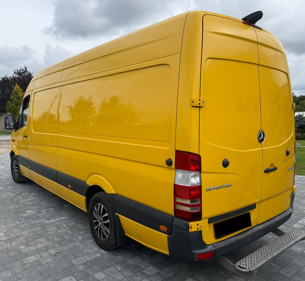 Mercedes Sprinter 314 CDI - Furgon: slika Mercedes Sprinter 314 CDI - Furgon Mercedes Sprinter 314 CDI - Furgon: slika Mercedes Sprinter 314 CDI - Furgon