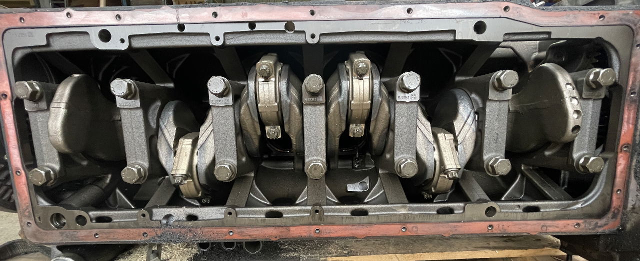 MAN Motor MAN Lions City D2066 LUH 52 Euro 6 Block D 2066 Motorblock Kurbelwelle - Motor i dijelovi za Autobus: slika MAN Motor MAN Lions City D2066 LUH 52 Euro 6 Block D 2066 Motorblock Kurbelwelle - Motor i dijelovi za Autobus MAN Motor MAN Lions City D2066 LUH 52 Euro 6 Block D 2066 Motorblock Kurbelwelle - Motor i dijelovi za Autobus: slika MAN Motor MAN Lions City D2066 LUH 52 Euro 6 Block D 2066 Motorblock Kurbelwelle - Motor i dijelovi za Autobus