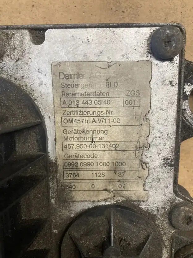 Mercedes-Benz Motorsteuergerät Mercedes OM 457 HLA 457.950 PLD Control Unit OM 4 - Upravljačka jedinica (ECU) za Kamion: slika Mercedes-Benz Motorsteuergerät Mercedes OM 457 HLA 457.950 PLD Control Unit OM 4 - Upravljačka jedinica (ECU) za Kamion Mercedes-Benz Motorsteuergerät Mercedes OM 457 HLA 457.950 PLD Control Unit OM 4 - Upravljačka jedinica (ECU) za Kamion: slika Mercedes-Benz Motorsteuergerät Mercedes OM 457 HLA 457.950 PLD Control Unit OM 4 - Upravljačka jedinica (ECU) za Kamion