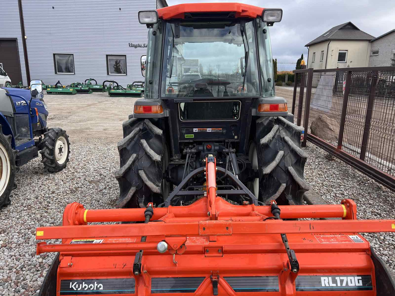 Kubota GL321 - Mali traktor: slika Kubota GL321 - Mali traktor Kubota GL321 - Mali traktor: slika Kubota GL321 - Mali traktor