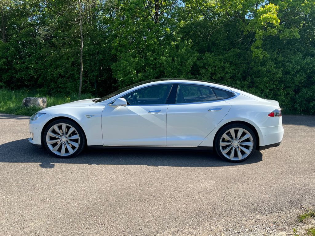 Tesla Model S 85D No free SC - Automobil: slika Tesla Model S 85D No free SC - Automobil Tesla Model S 85D No free SC - Automobil: slika Tesla Model S 85D No free SC - Automobil
