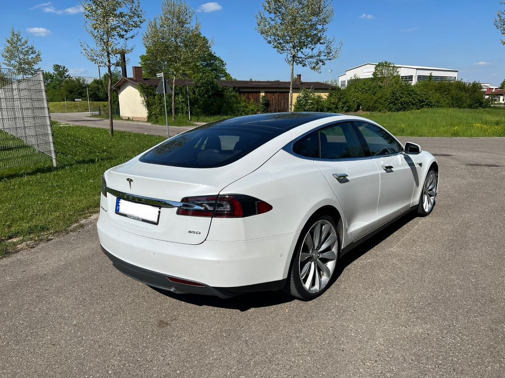Tesla Model S 85D No free SC - Automobil: slika Tesla Model S 85D No free SC - Automobil Tesla Model S 85D No free SC - Automobil: slika Tesla Model S 85D No free SC - Automobil