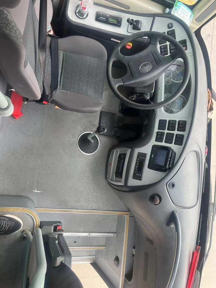 Turistički autobus YUTONG ZK6110: slika Turistički autobus YUTONG ZK6110