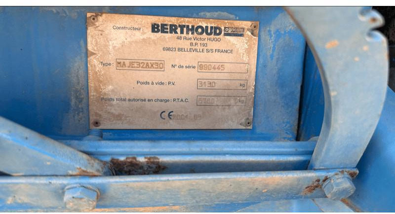 BERTHOUD MAJOR 32 - Vučena prskalica: slika BERTHOUD MAJOR 32 - Vučena prskalica BERTHOUD MAJOR 32 - Vučena prskalica: slika BERTHOUD MAJOR 32 - Vučena prskalica
