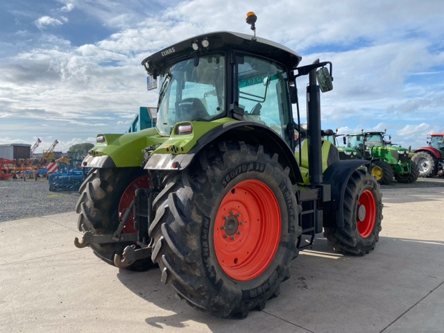 CLAAS ARION 620 CEBIS - Traktor: slika CLAAS ARION 620 CEBIS - Traktor CLAAS ARION 620 CEBIS - Traktor: slika CLAAS ARION 620 CEBIS - Traktor