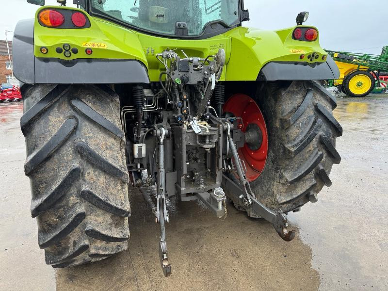 CLAAS ARION 620 - Traktor: slika CLAAS ARION 620 - Traktor CLAAS ARION 620 - Traktor: slika CLAAS ARION 620 - Traktor