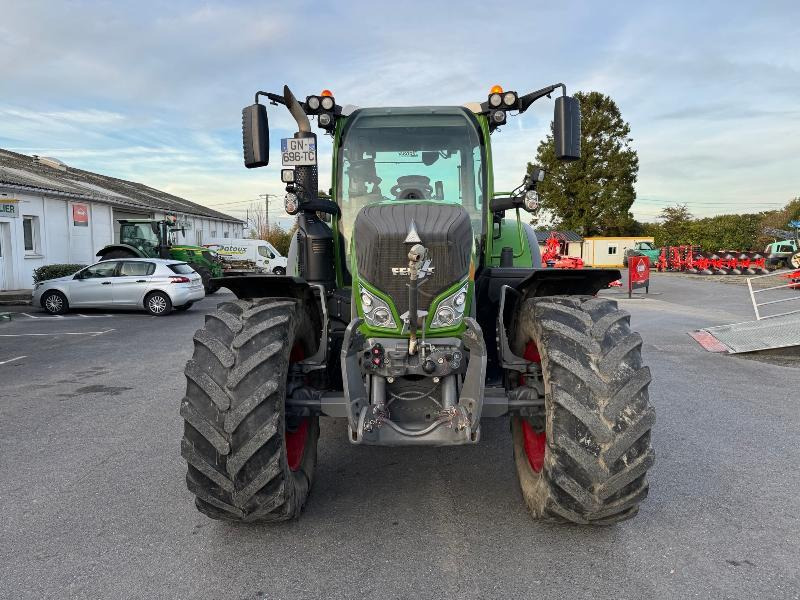 FENDT 720 PROFI PLUS - Traktor: slika FENDT 720 PROFI PLUS - Traktor FENDT 720 PROFI PLUS - Traktor: slika FENDT 720 PROFI PLUS - Traktor