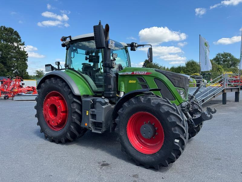 FENDT 724 PROFI PLUS - Traktor: slika FENDT 724 PROFI PLUS - Traktor FENDT 724 PROFI PLUS - Traktor: slika FENDT 724 PROFI PLUS - Traktor