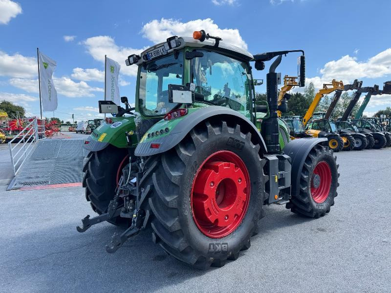 FENDT 724 PROFI PLUS - Traktor: slika FENDT 724 PROFI PLUS - Traktor FENDT 724 PROFI PLUS - Traktor: slika FENDT 724 PROFI PLUS - Traktor