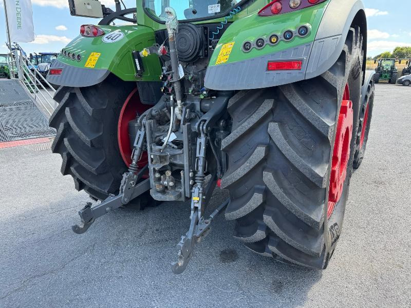 FENDT 724 PROFI PLUS - Traktor: slika FENDT 724 PROFI PLUS - Traktor FENDT 724 PROFI PLUS - Traktor: slika FENDT 724 PROFI PLUS - Traktor