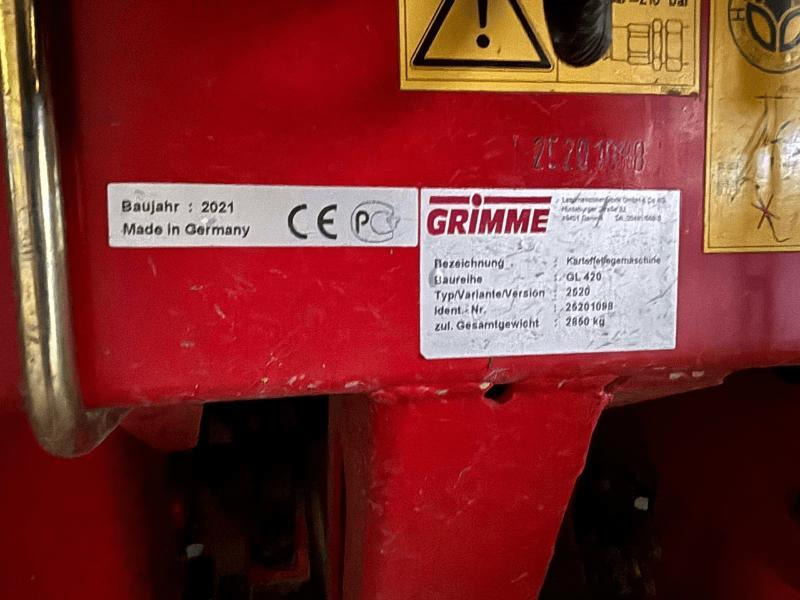 GRIMME GL420 - Sadilica za krumpir: slika GRIMME GL420 - Sadilica za krumpir GRIMME GL420 - Sadilica za krumpir: slika GRIMME GL420 - Sadilica za krumpir