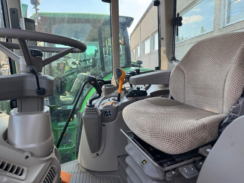 JOHN DEERE 6100M - Traktor: slika JOHN DEERE 6100M - Traktor JOHN DEERE 6100M - Traktor: slika JOHN DEERE 6100M - Traktor