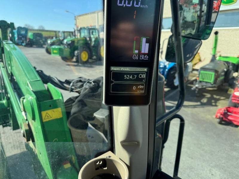 Traktor JOHN DEERE 6120M: slika Traktor JOHN DEERE 6120M