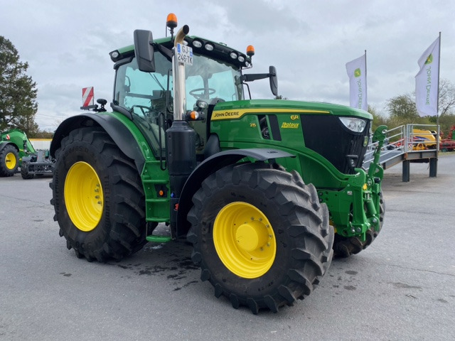 JOHN DEERE 6R215 - Traktor: slika JOHN DEERE 6R215 - Traktor JOHN DEERE 6R215 - Traktor: slika JOHN DEERE 6R215 - Traktor