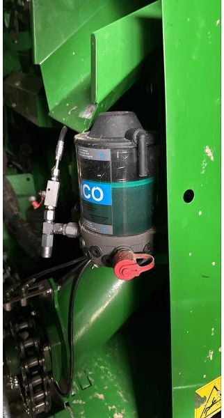 JOHN DEERE C441R - Rolo balirka: slika JOHN DEERE C441R - Rolo balirka JOHN DEERE C441R - Rolo balirka: slika JOHN DEERE C441R - Rolo balirka