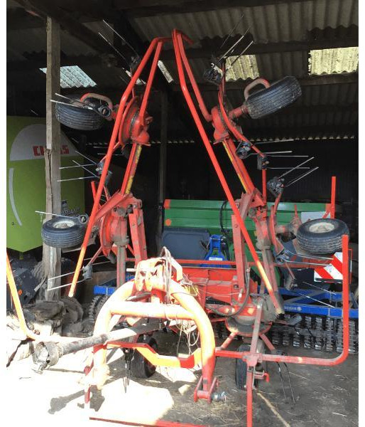 KUHN GF5801 - Prevrtač sijena/ Grabulje: slika KUHN GF5801 - Prevrtač sijena/ Grabulje KUHN GF5801 - Prevrtač sijena/ Grabulje: slika KUHN GF5801 - Prevrtač sijena/ Grabulje