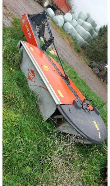 KUHN PZ300 - Kosilica: slika KUHN PZ300 - Kosilica KUHN PZ300 - Kosilica: slika KUHN PZ300 - Kosilica