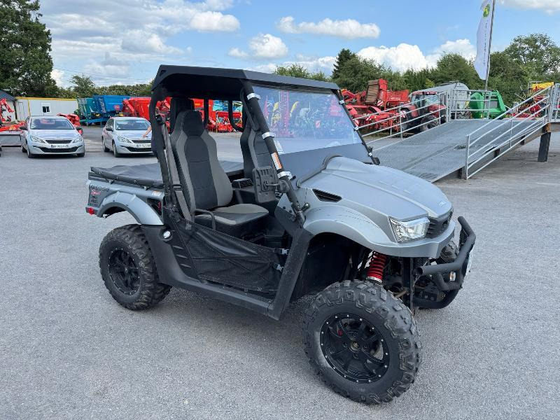 KYMCO UXV 700 - ATV/ Quad vozilo: slika KYMCO UXV 700 - ATV/ Quad vozilo KYMCO UXV 700 - ATV/ Quad vozilo: slika KYMCO UXV 700 - ATV/ Quad vozilo