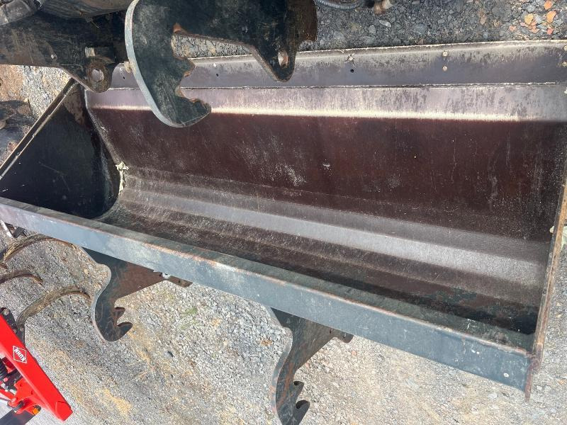 MAILLEUX BTA245 - Utovarna korpa za Traktor: slika MAILLEUX BTA245 - Utovarna korpa za Traktor MAILLEUX BTA245 - Utovarna korpa za Traktor: slika MAILLEUX BTA245 - Utovarna korpa za Traktor