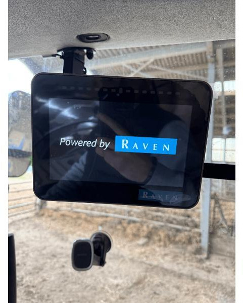 RAVEN CR7 + - Sustav navigacije za Poljoprivredni strojevi: slika RAVEN CR7 + - Sustav navigacije za Poljoprivredni strojevi RAVEN CR7 + - Sustav navigacije za Poljoprivredni strojevi: slika RAVEN CR7 + - Sustav navigacije za Poljoprivredni strojevi