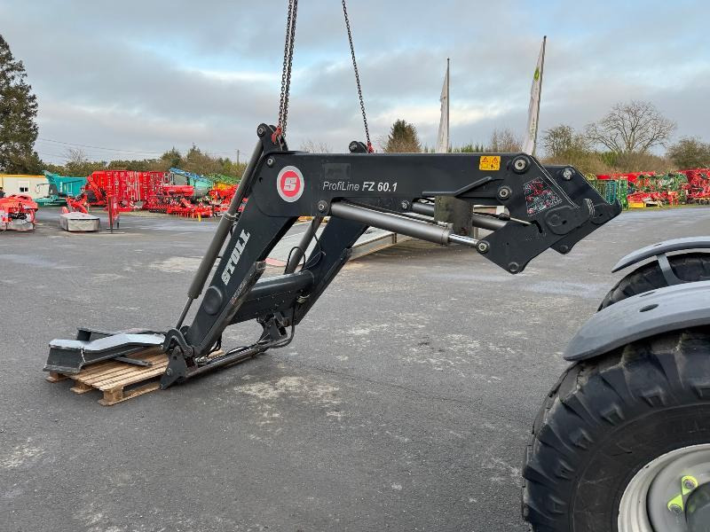 STOLL FZ60.1 - Prednji utovarivač za traktor: slika STOLL FZ60.1 - Prednji utovarivač za traktor STOLL FZ60.1 - Prednji utovarivač za traktor: slika STOLL FZ60.1 - Prednji utovarivač za traktor