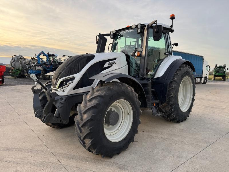VALTRA T175 - Traktor: slika VALTRA T175 - Traktor VALTRA T175 - Traktor: slika VALTRA T175 - Traktor