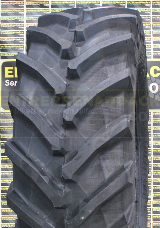 Trelleborg TM 800 650/65R38: Radial Tires for Modern Agricultural Tractors - Kompletan kotač za Traktor: slika Trelleborg TM 800 650/65R38: Radial Tires for Modern Agricultural Tractors - Kompletan kotač za Traktor Trelleborg TM 800 650/65R38: Radial Tires for Modern Agricultural Tractors - Kompletan kotač za Traktor: slika Trelleborg TM 800 650/65R38: Radial Tires for Modern Agricultural Tractors - Kompletan kotač za Traktor