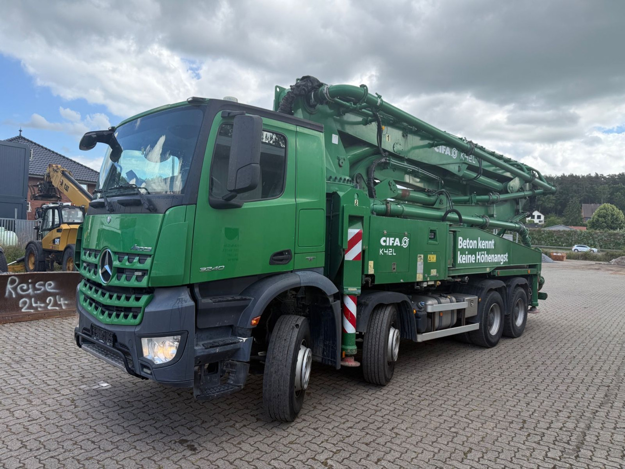 Mercedes-Benz Mercedes 32.40 CIFA K 42 L Betonpumpe - Beton pumpa: slika Mercedes-Benz Mercedes 32.40 CIFA K 42 L Betonpumpe - Beton pumpa Mercedes-Benz Mercedes 32.40 CIFA K 42 L Betonpumpe - Beton pumpa: slika Mercedes-Benz Mercedes 32.40 CIFA K 42 L Betonpumpe - Beton pumpa