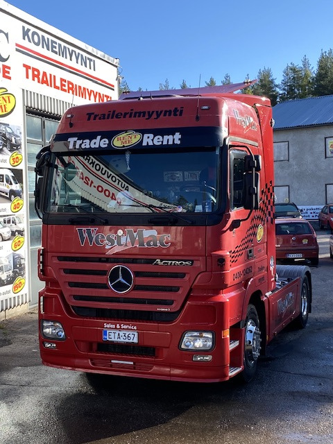Mercedes-Benz 1832 Mega Space Cabin CLEAN - Tegljač: slika Mercedes-Benz 1832 Mega Space Cabin CLEAN - Tegljač Mercedes-Benz 1832 Mega Space Cabin CLEAN - Tegljač: slika Mercedes-Benz 1832 Mega Space Cabin CLEAN - Tegljač
