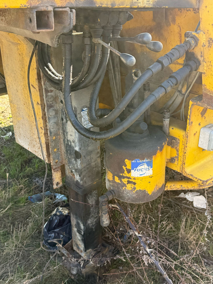 Poluprikolica s niskim utovarivačem ACTM AC06 Trailer: slika Poluprikolica s niskim utovarivačem ACTM AC06 Trailer