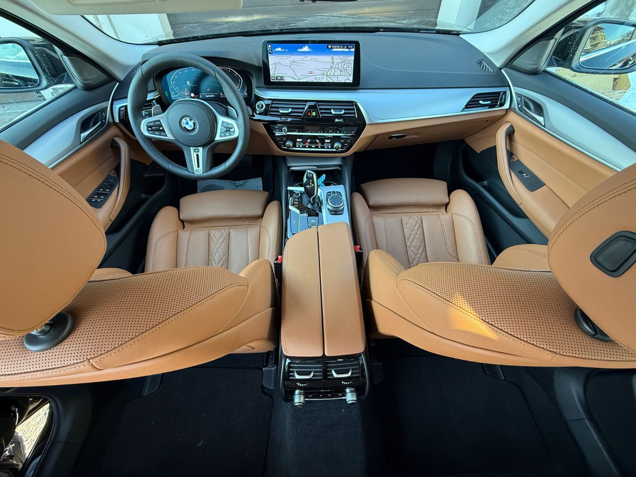 BMW 520D MILDHYBRID - Limuzina: slika BMW 520D MILDHYBRID - Limuzina BMW 520D MILDHYBRID - Limuzina: slika BMW 520D MILDHYBRID - Limuzina